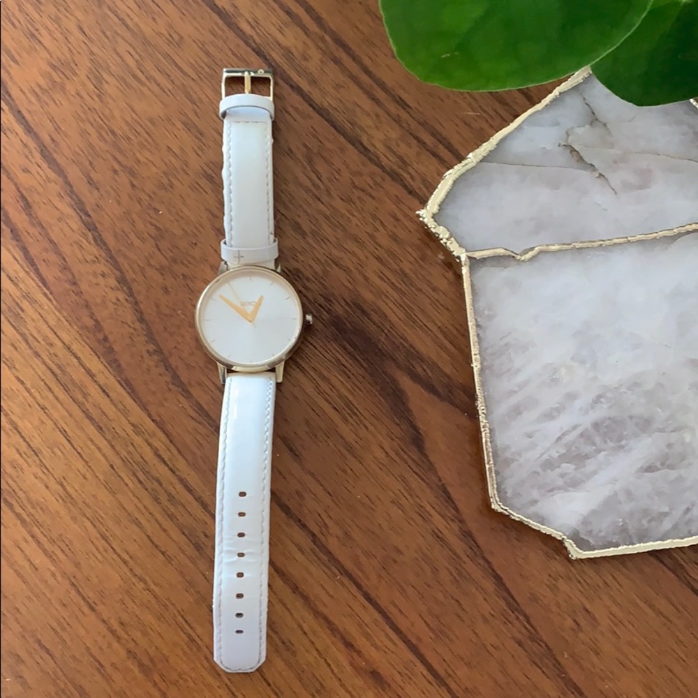Nixon watch